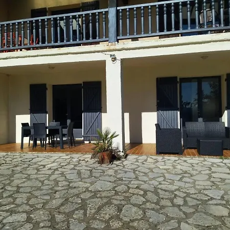 Le Cevenn'hols Apartment *
